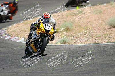 media/Jun-05-2022-WERA (Sun) [[64b01df28d]]/Race 13 senior superbike/